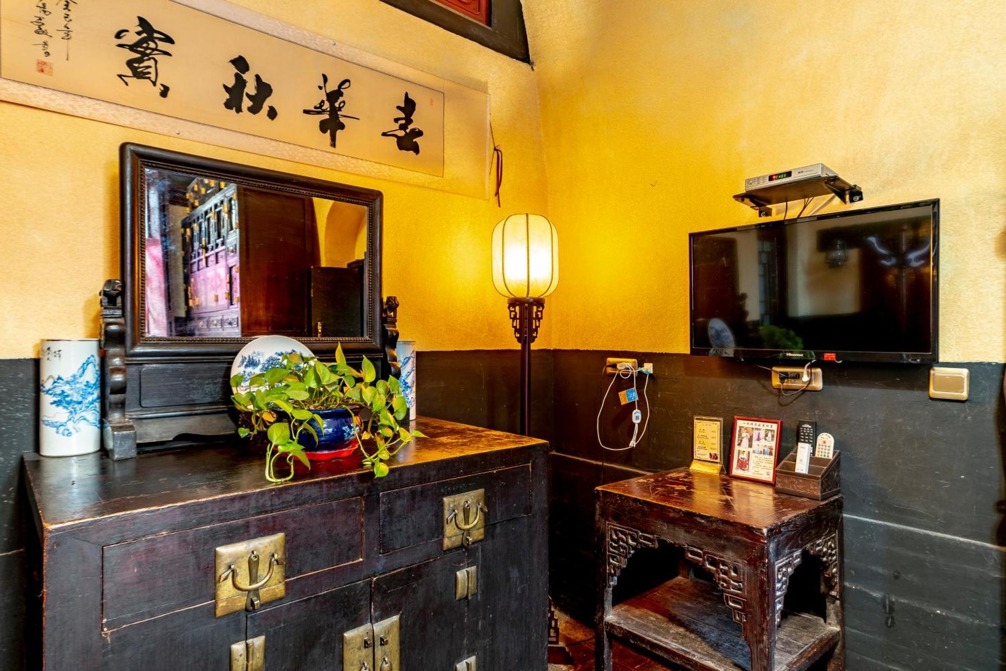 Pingyao Ji Family Courtyard Inn Exterior photo